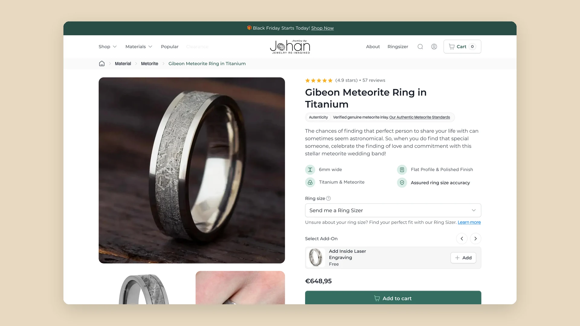 De nieuwe productpagina voor dezelfde ring: beoordeling, titel, de regel over het meteoriet, vier productkenmerken met iconen, de ringmaatkeuze met de ringmaatmeter, de gravure-add-on, de prijs en een brede knop voor de winkelwagen